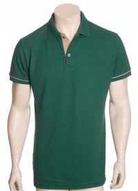 Camisa polo verde musgo com detalhe cáqui