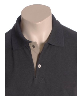 Camisa polo chumbo com detalhe