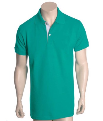 Camisa polo verde com detalhe