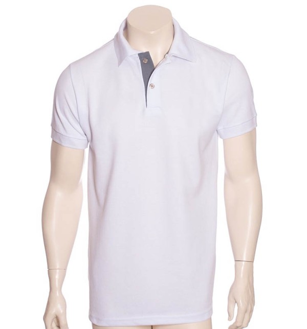 Camisa polo branca com detalhe cinza