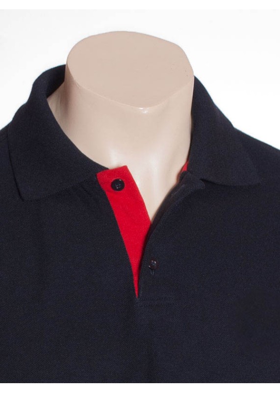 Camisa polo marinho com detalhes em vermelho