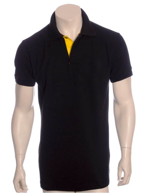 Camisa polo preta com detalhes em amarelo