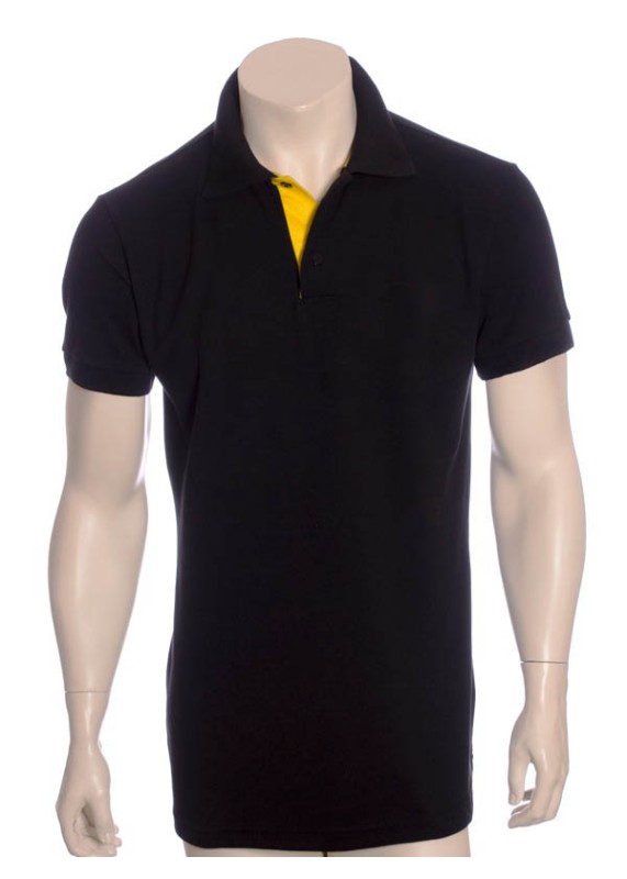 Camisa polo preta com detalhes em amarelo
