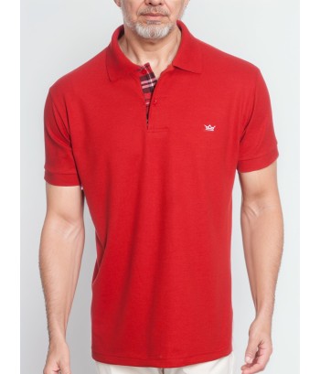 Camisa polo vermelha com detalhe xadrez