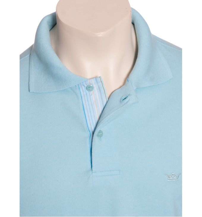 Camisa polo azul com detalhes listrado Camisa polo azul com detalhes listrado