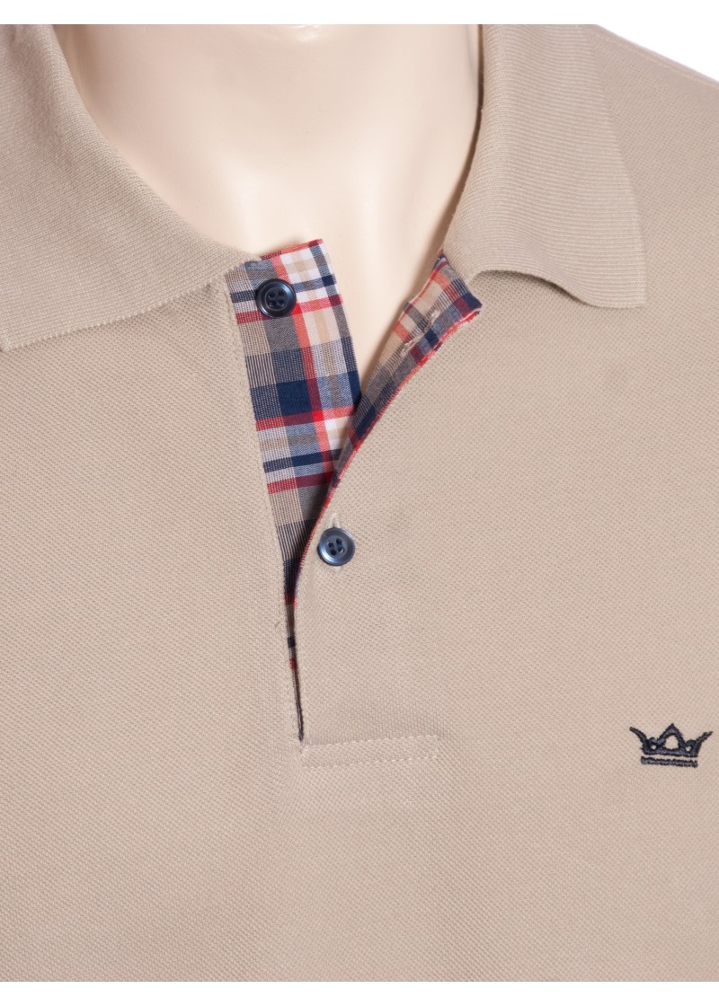 Camisa polo bege com detalhe xadrez