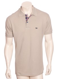 Camisa polo bege com detalhe xadrez
