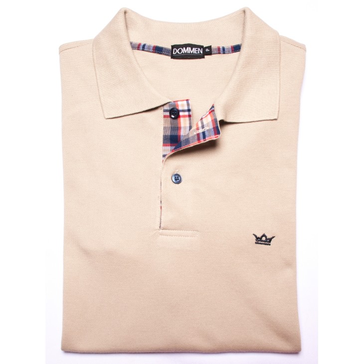 Camisa polo bege com detalhe xadrez