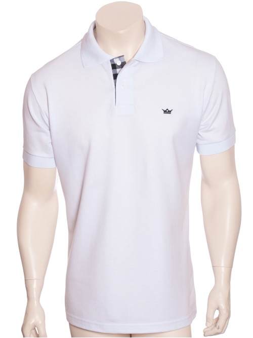 Camisa polo branca com detalhe xadrez Camisa polo branca com detalhe xadrez