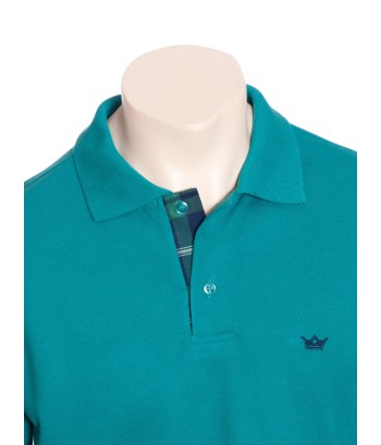 Camisa polo verde com detalhe xadrez