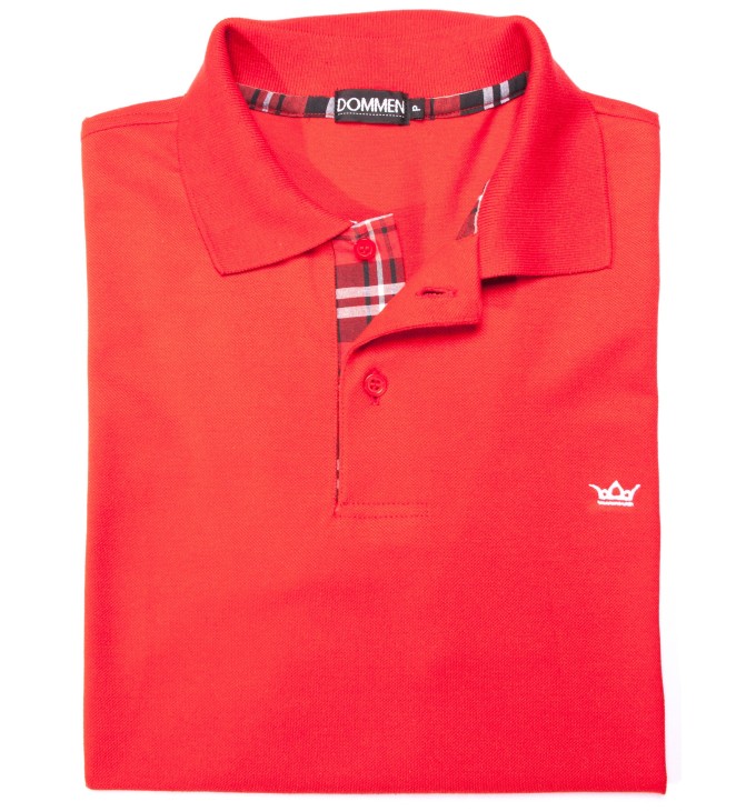 Camisa polo vermelha com detalhe xadrez