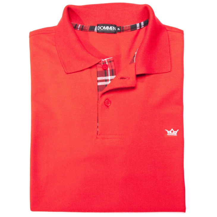 Camisa polo vermelha com detalhe xadrez