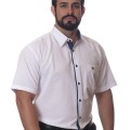Camisa social branca com detalhe manga curta