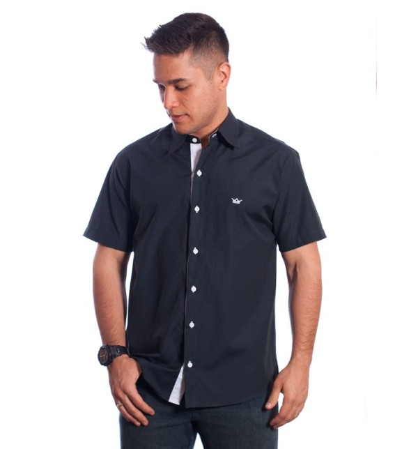 Camisa social masculina de tricoline manga curta preta com detalhe branco na frente