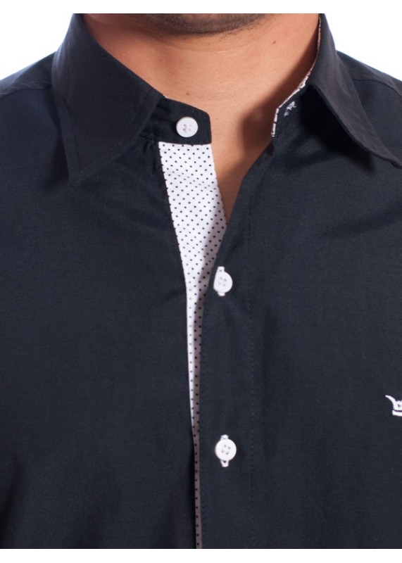 Camisa social masculina de tricoline manga curta preta com detalhe branco na frente