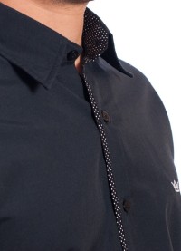 Camisa social masculina de tricoline manga curta com detalhe na frente, preta