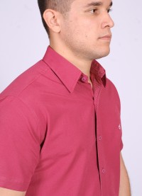 Camisa pink de manga curta em tricoline com detalhe