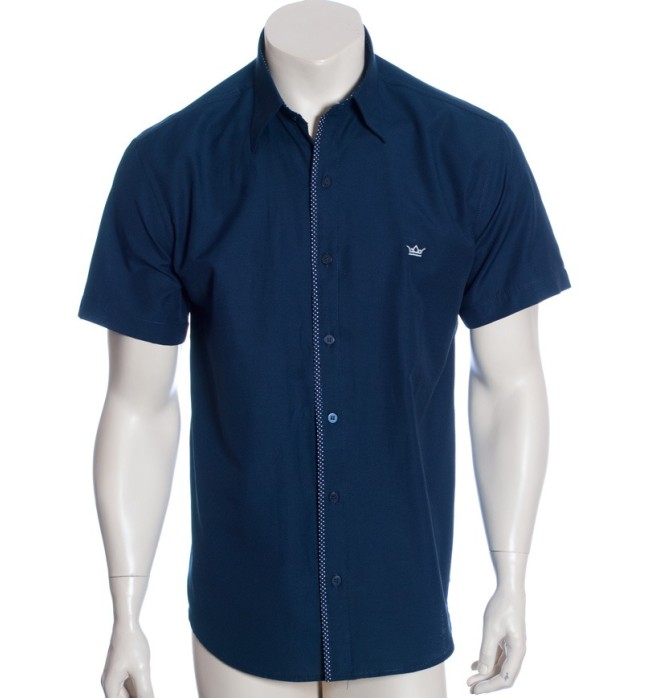 Camisa social masculina de tricoline manga curta com detalhe na frente, marinho
