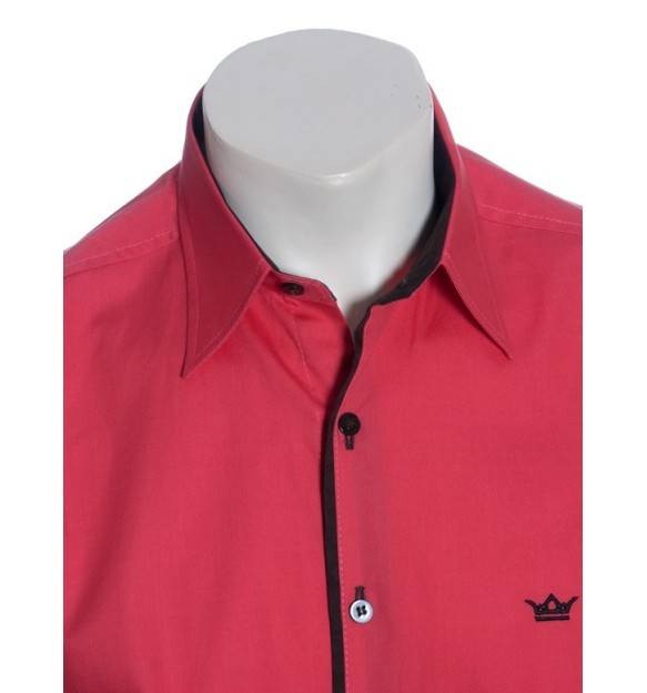 Camisa social masculina de tricoline manga curta com detalhe na frente, vermelha
