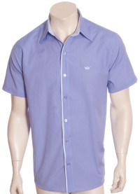Camisa social masculina de algodão manga curta com detalhe na frente, lilás