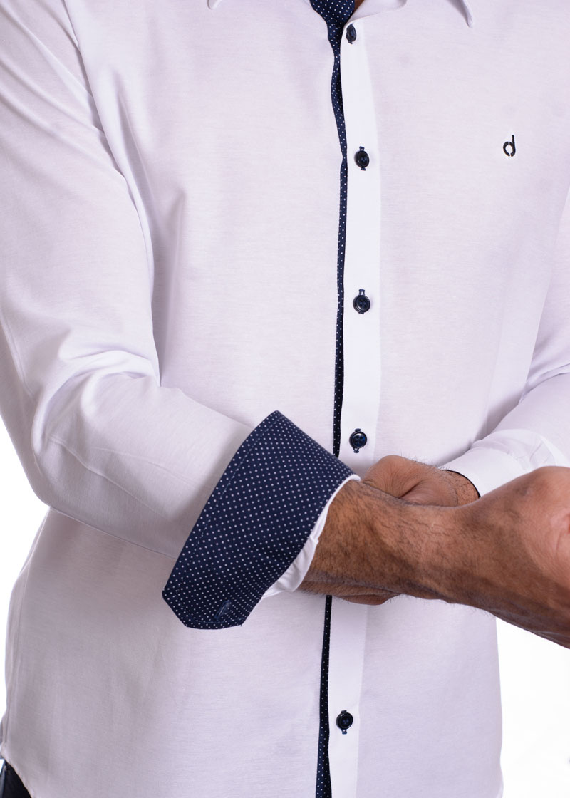 Camisa masculina branca detalhe na frente de tricoline manga longa