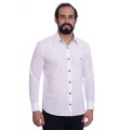 Camisa social branca com detalhe poá