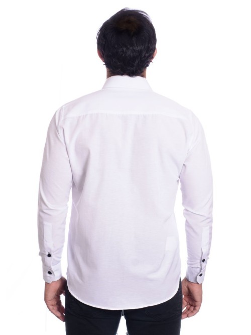 Camisa social branca com detalhe poá