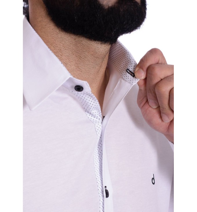Camisa social branca com detalhe poá Camisa social branca com detalhe poá