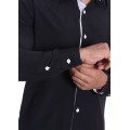 Camisa masculina com detalhe branco e preto de tricoline manga longa