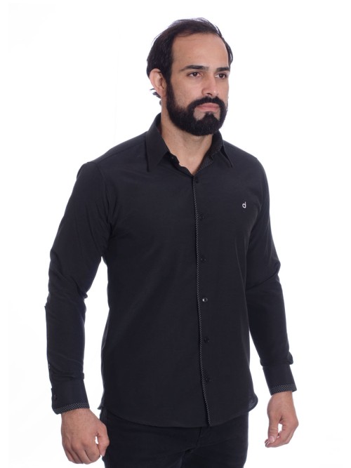 Camisa preta com detalhe na frente masculina de tricoline manga longa