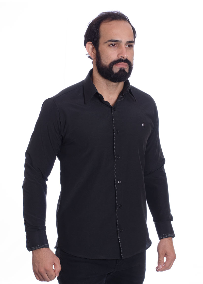 Camisa preta com detalhe na frente masculina de tricoline manga longa