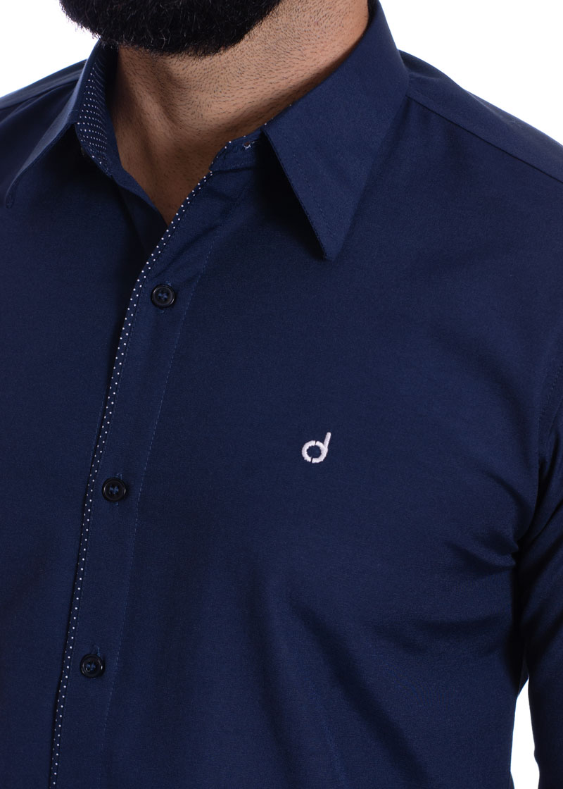 Camisa masculina marinho detalhe na frente de tricoline manga longa