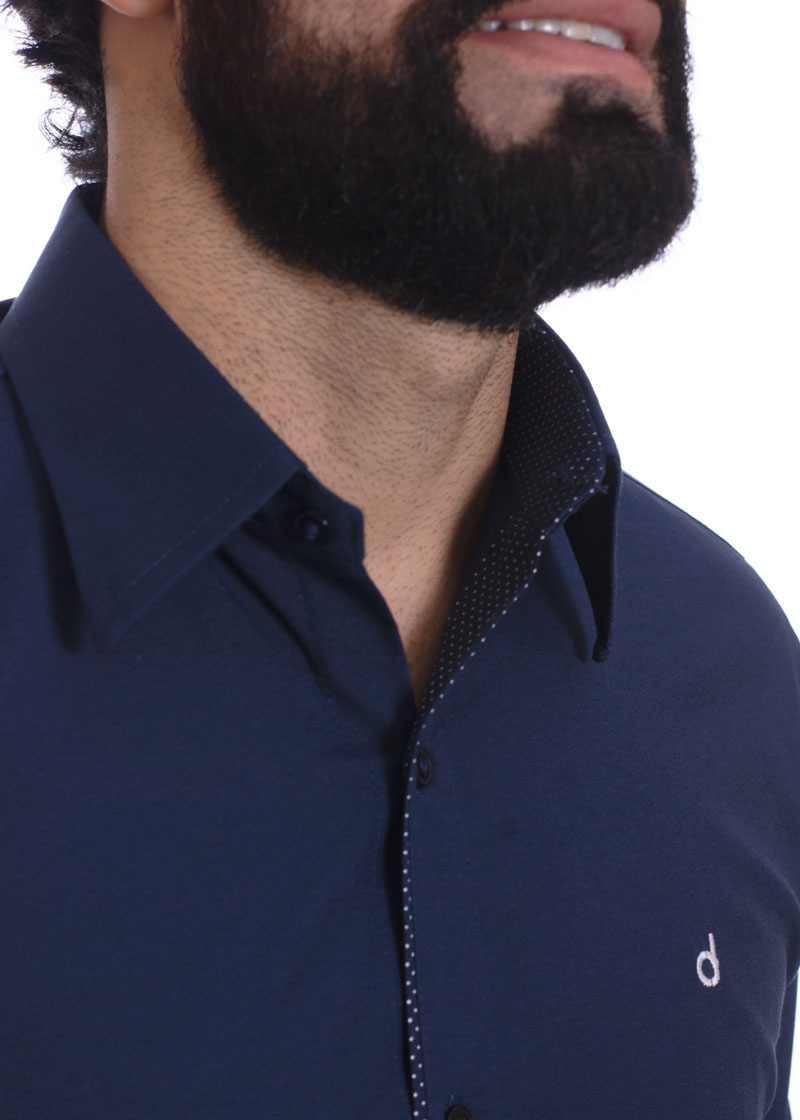 Camisa masculina marinho detalhe na frente de tricoline manga longa