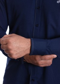 Camisa masculina marinho detalhe na frente de tricoline manga longa