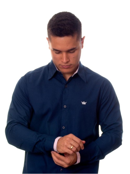 Camisa social azul marinho de algodão manga longa Camisa social azul marinho de algodão manga longa