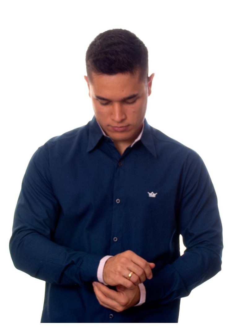 Camisa social azul marinho de algodão manga longa