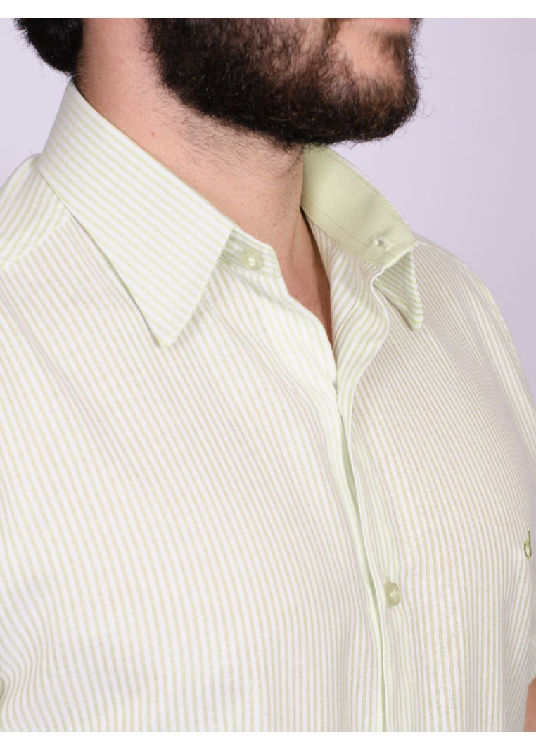 Camisa de algodão listrada verde manga curta