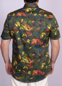Camisa estampada verde musgo de algodão manga curta