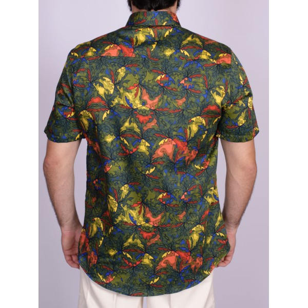 Camisa estampada verde musgo de algodão manga curta