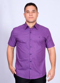 Camisa social roxa com detalhes de manga curta