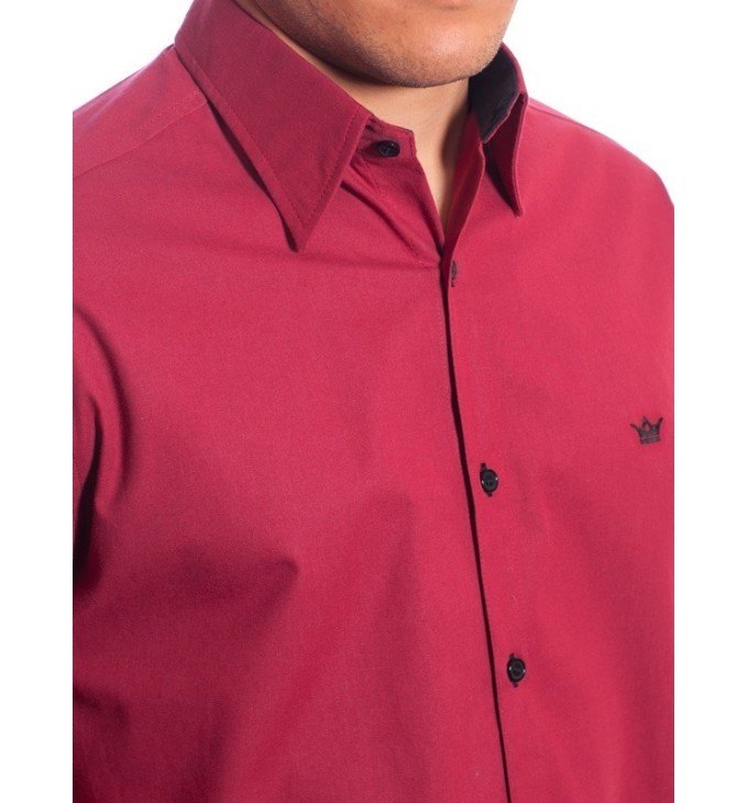 Camisa social vinho masculina manga curta com detalhe, de algodão Camisa social vinho masculina manga curta com detalhe, de algodão