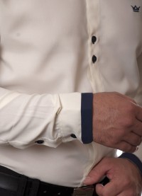 Camisa social masculina pérola de microfibra manga longa