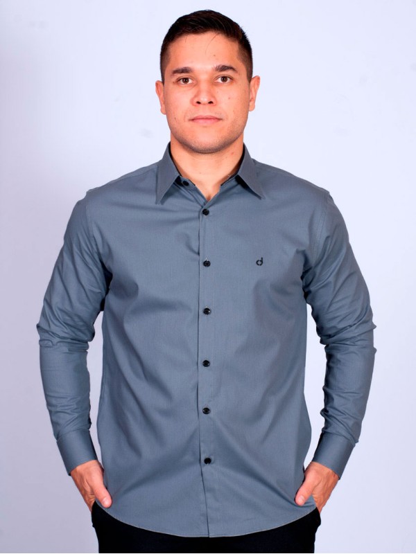 Camisa masculina cinza com detalhes de manga longa