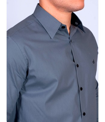 Camisa masculina cinza com detalhes de manga longa