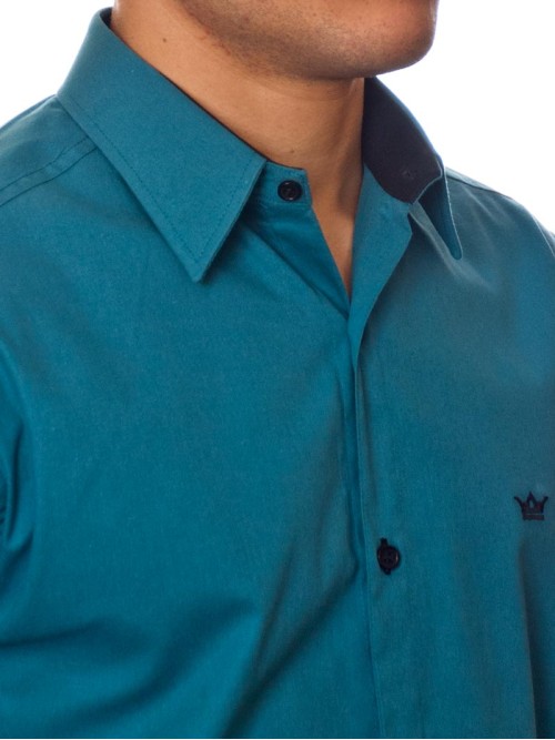 camisa azul cobalto