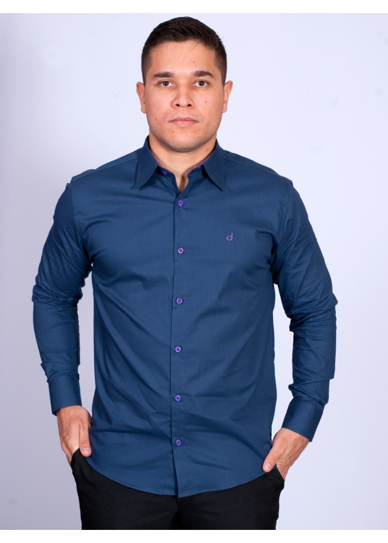 Camisa Masculina de Manga Longa Azul Marinho com detalhes