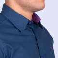 Camisa Masculina de Manga Longa Azul Marinho com detalhes