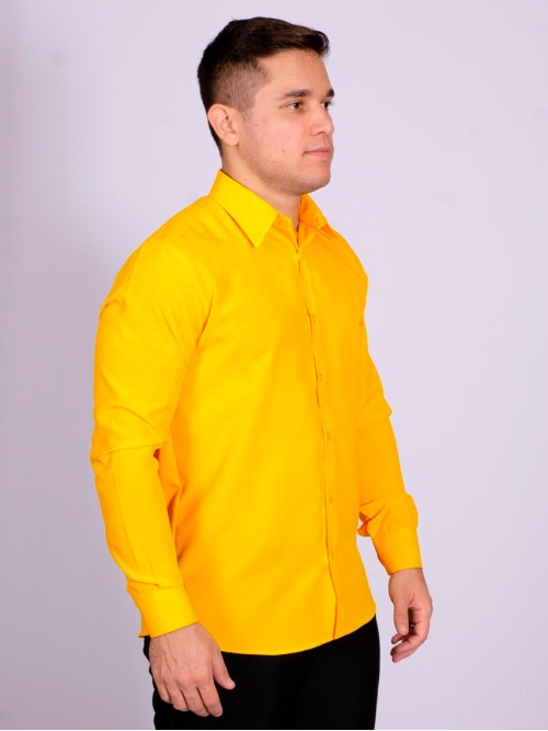 Camisa social amarela masculina de microfibra manga longa