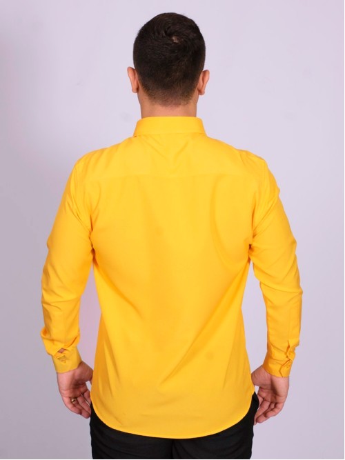 Camisa social amarela masculina de microfibra manga longa