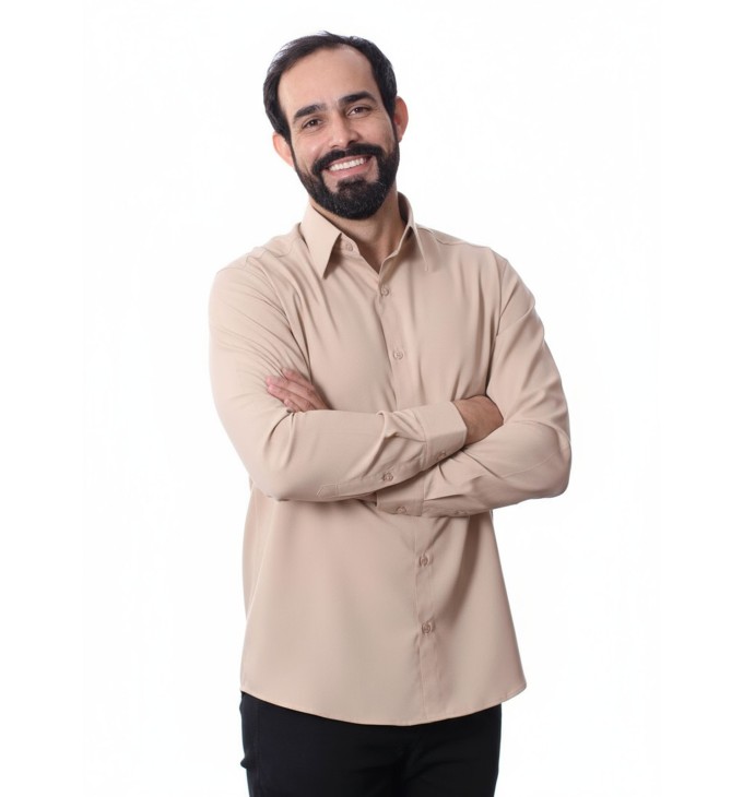 Camisa bege masculina manga longa de microfibra Camisa bege masculina manga longa de microfibra